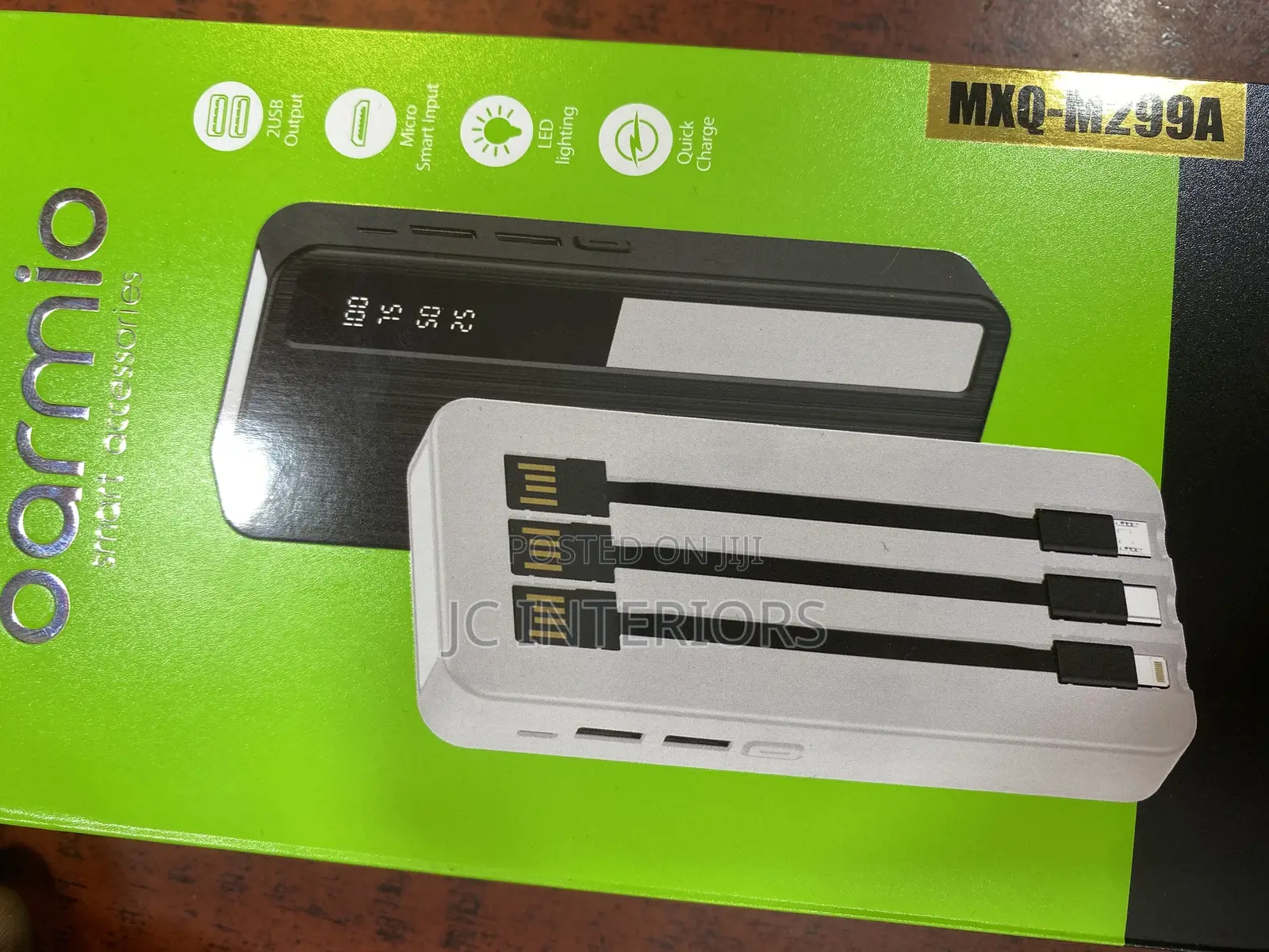 Oarmio Power Bank With Charging Cable
