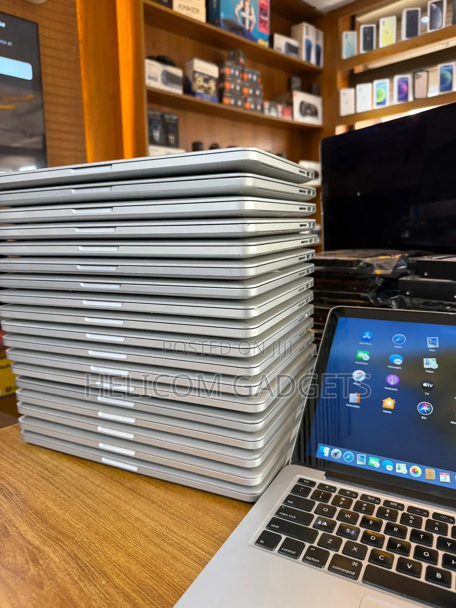 Laptop Apple MacBook Pro 8GB Intel Core I5 SSD 128GB