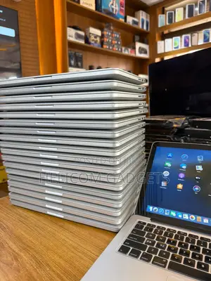 Laptop Apple MacBook Pro 8GB Intel Core I5 SSD 128GB