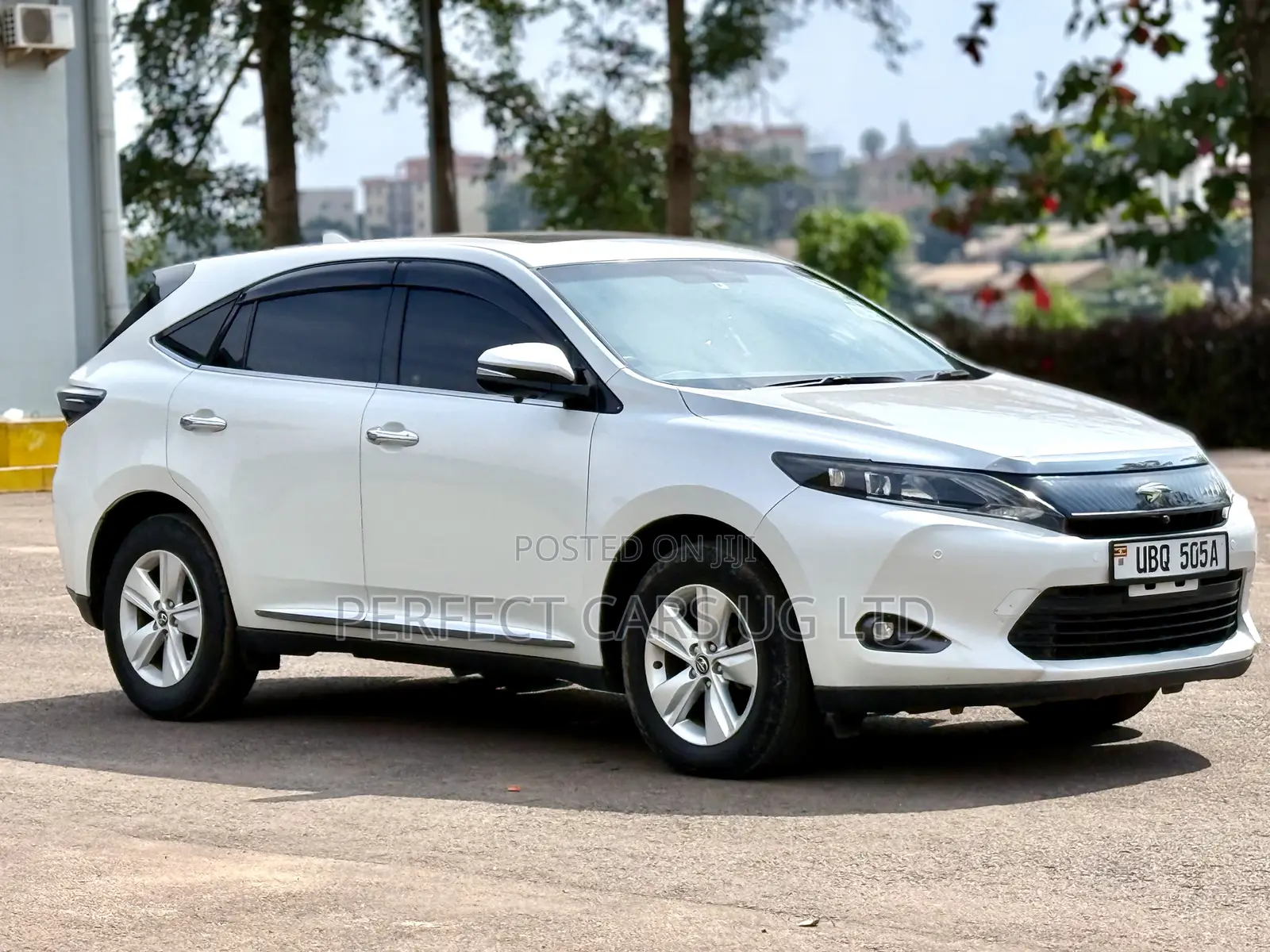 Toyota Harrier 2.0 2014 Pearl