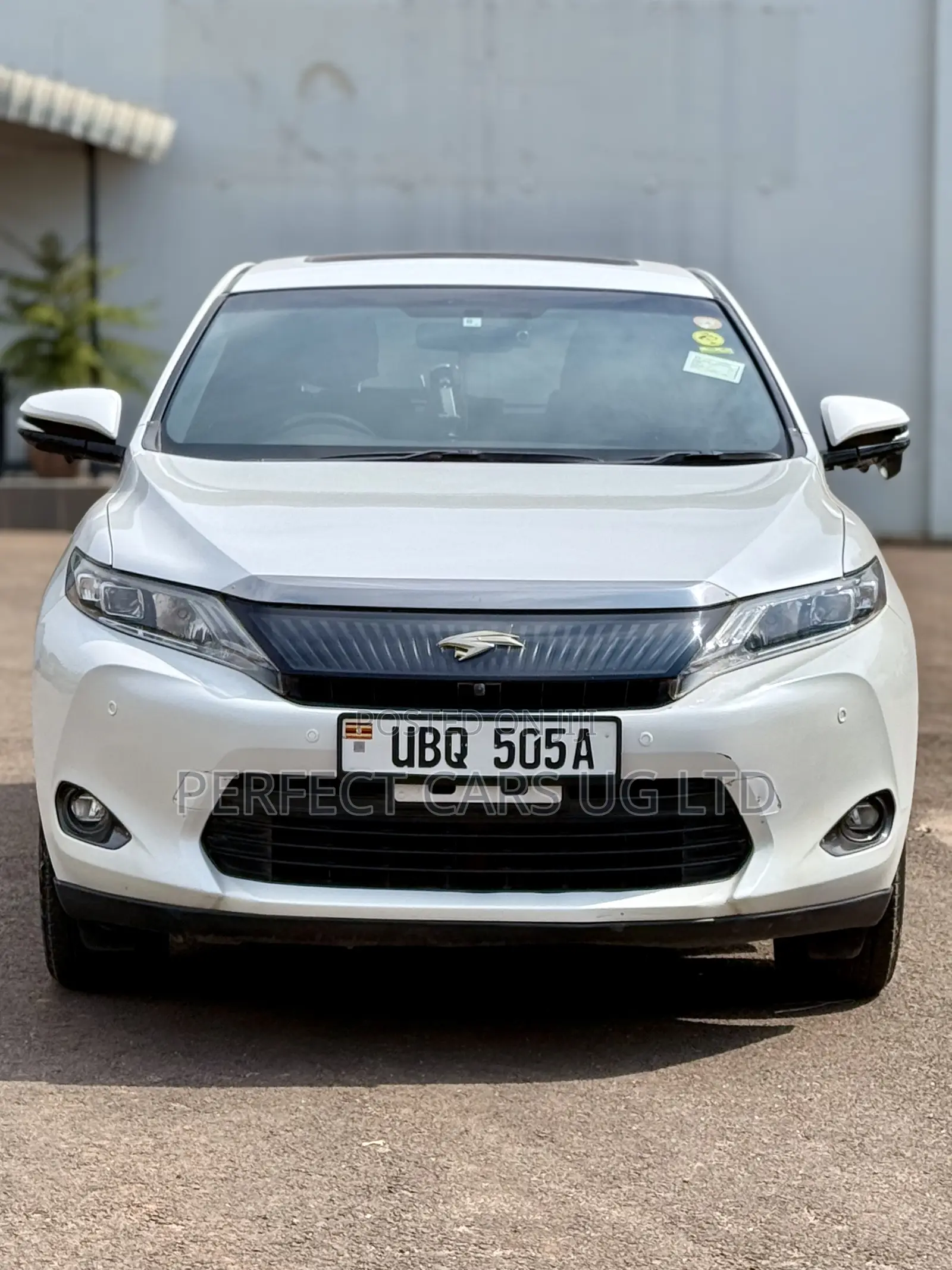 Toyota Harrier 2.0 2014 Pearl