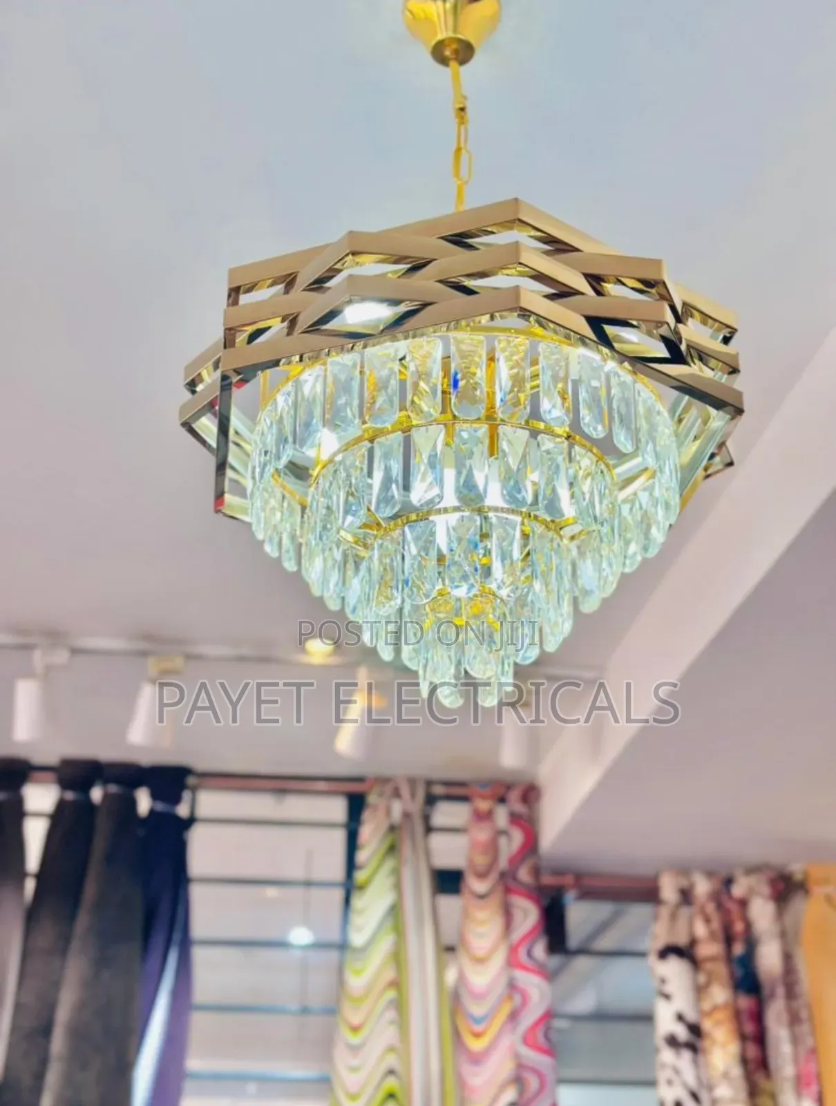 Life Line Hunging Chandelier