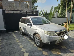 Subaru Forester 2.0D X 2010 Silver