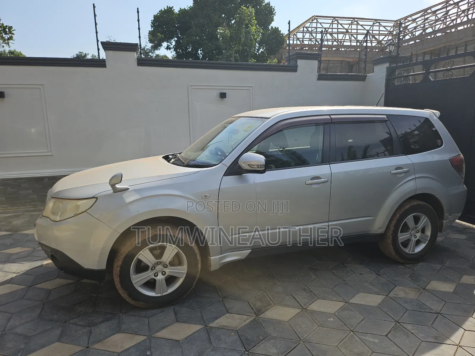 Subaru Forester 2.0D X 2010 Silver