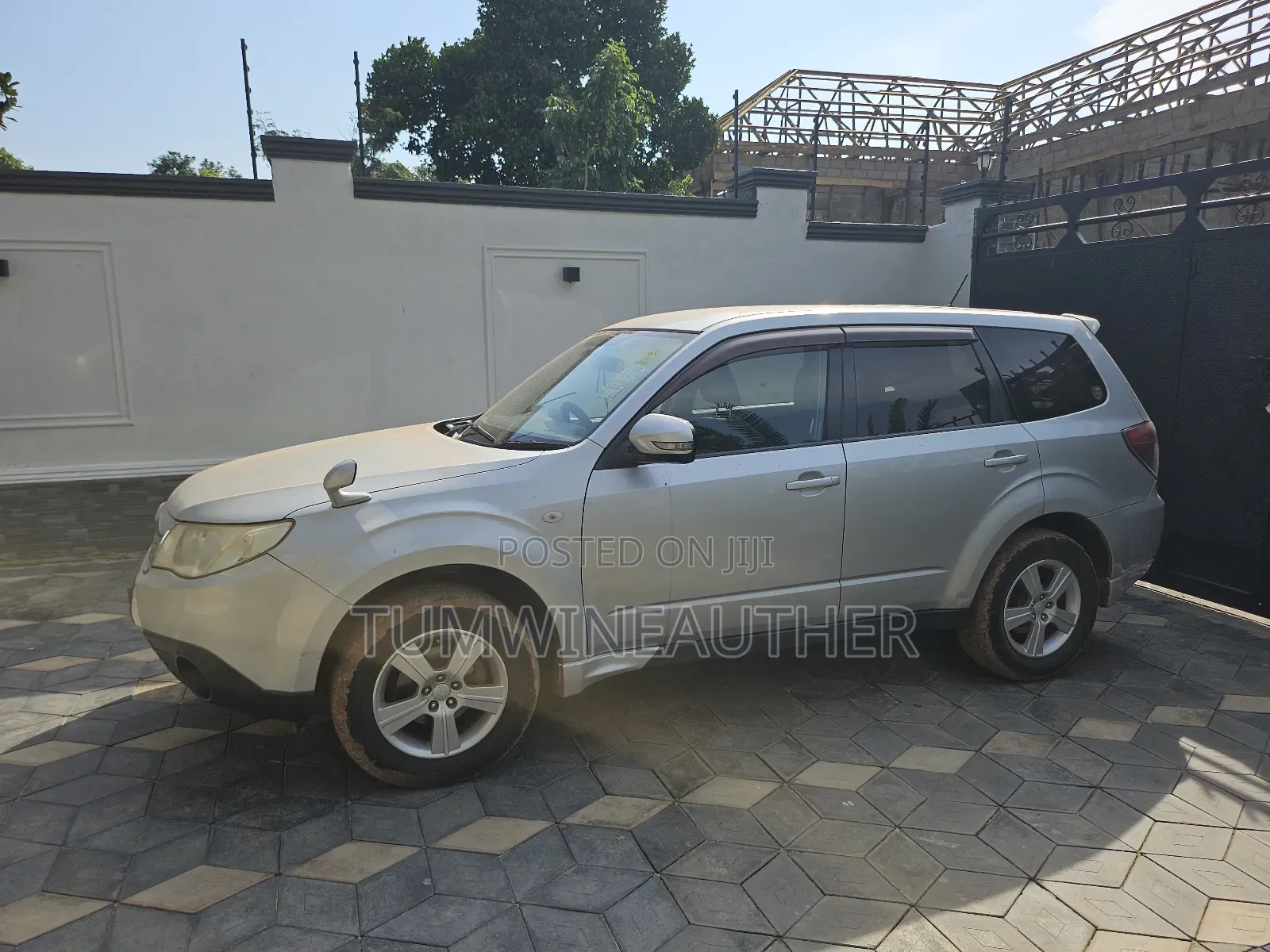 Subaru Forester 2.0D X 2010 Silver