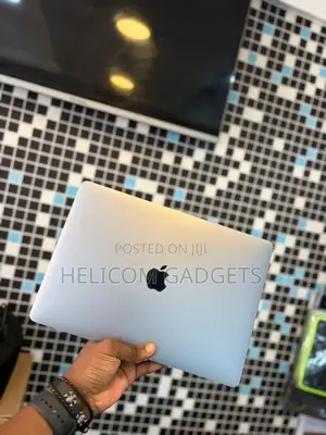 Laptop Apple MacBook Pro 2020 16GB Intel Core I5 SSD 512GB