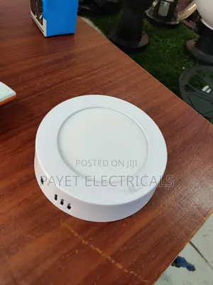 Vellomax 6watts Surface Light White Colour