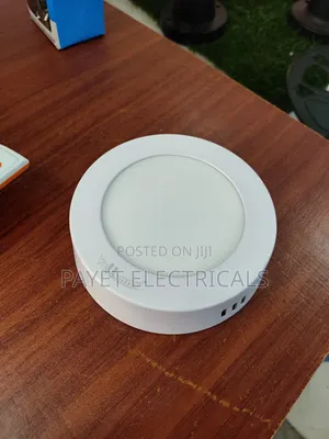 Vellomax 6watts Surface Light White Colour