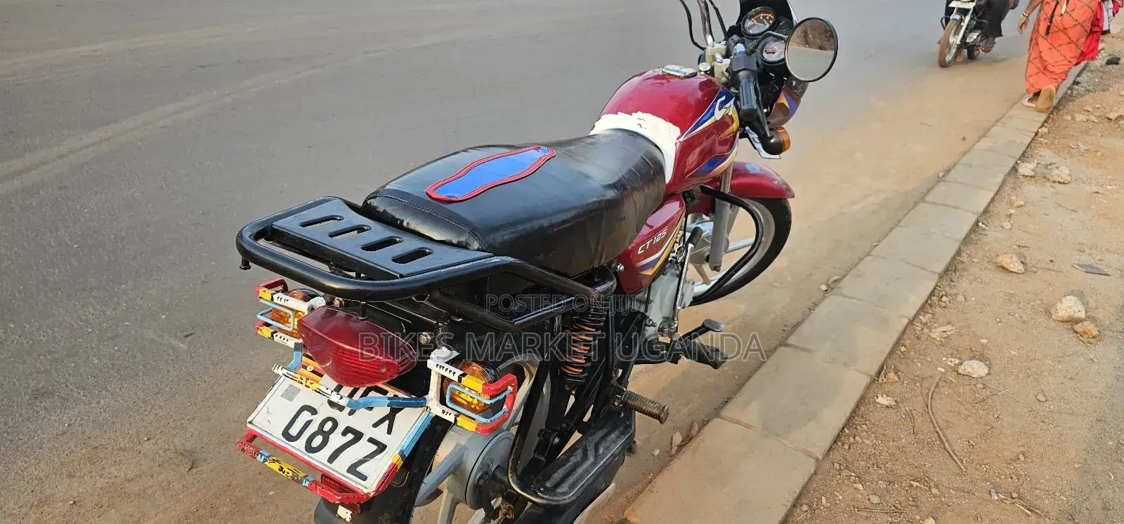 Bajaj Boxer 125 2023 Red