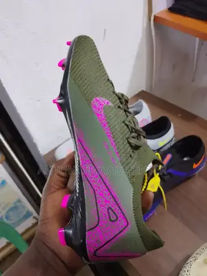 Original Boots Nike Army Green