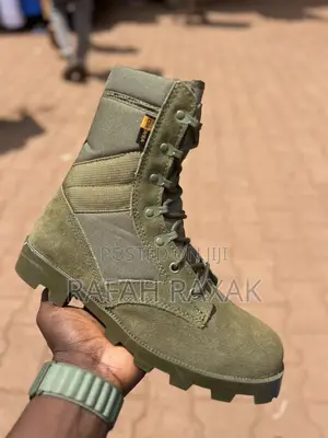 New Classic Men’S Army Military Green Suede Desert Boots