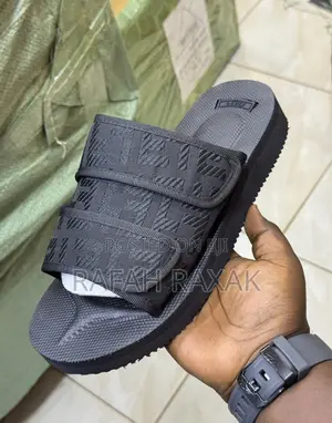 Original Fendi Classic Pam Push In Luxury Sandals