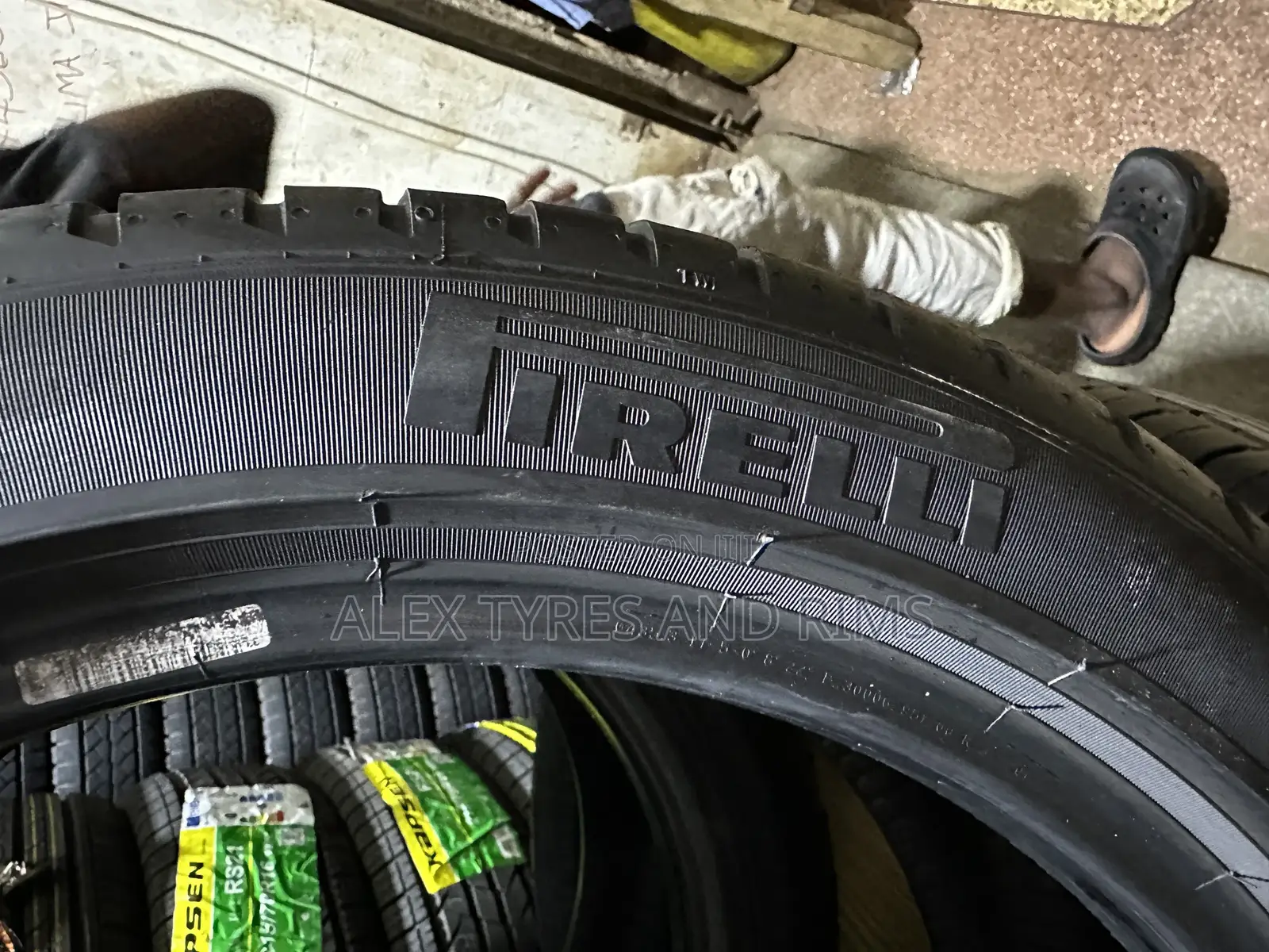 215/45r17 Pirelli Tyres