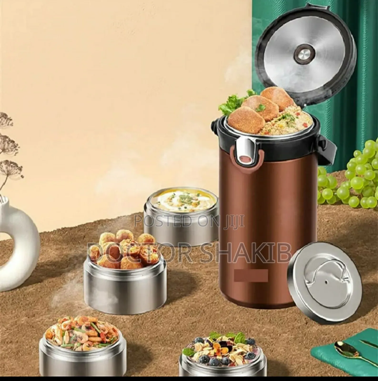 Luxurious 3litres Multi Compartment Lunch Box