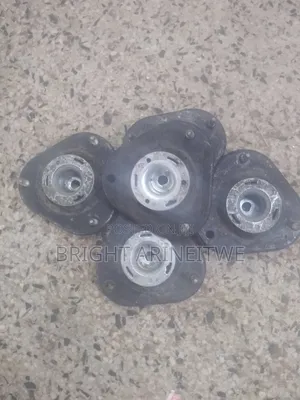 Shock Absorber Mountings for Toyota Vanguard.