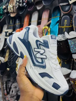 Factual New Balance 530