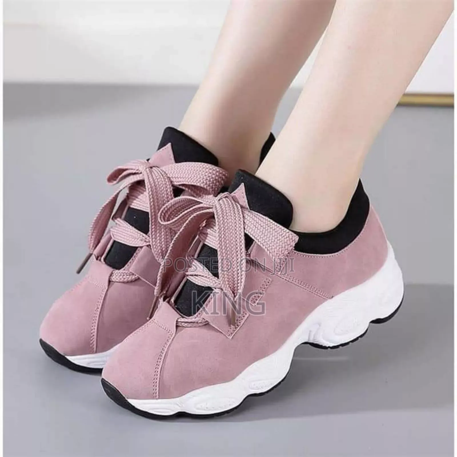 Solid Ladies Sneakers