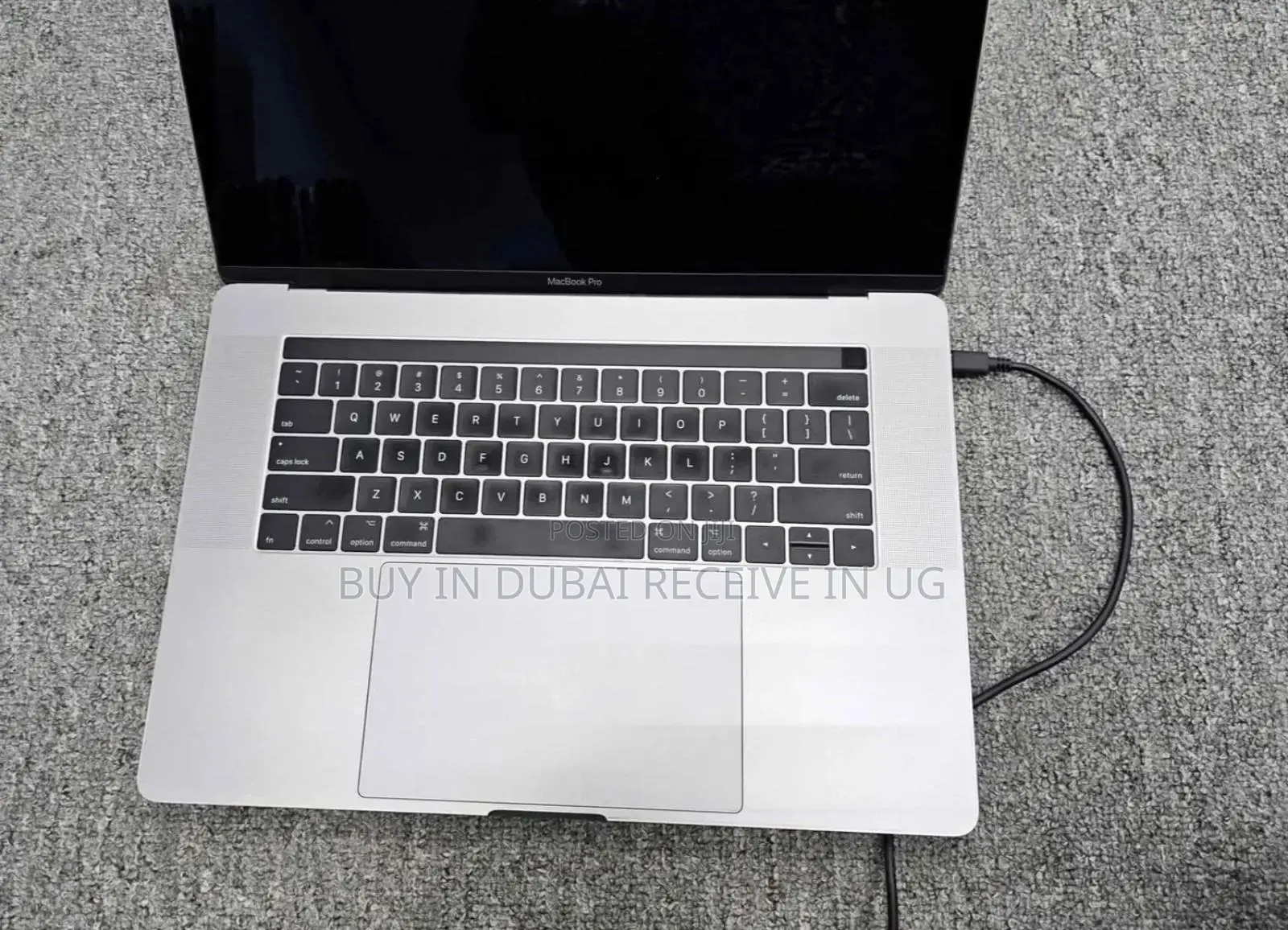 Laptop Apple MacBook Pro 2017 16GB Intel Core i7 HDD+SSD 500GB