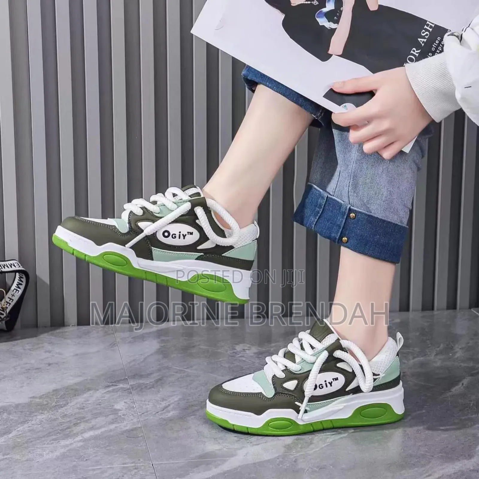 Ogiy Blue Sneaker