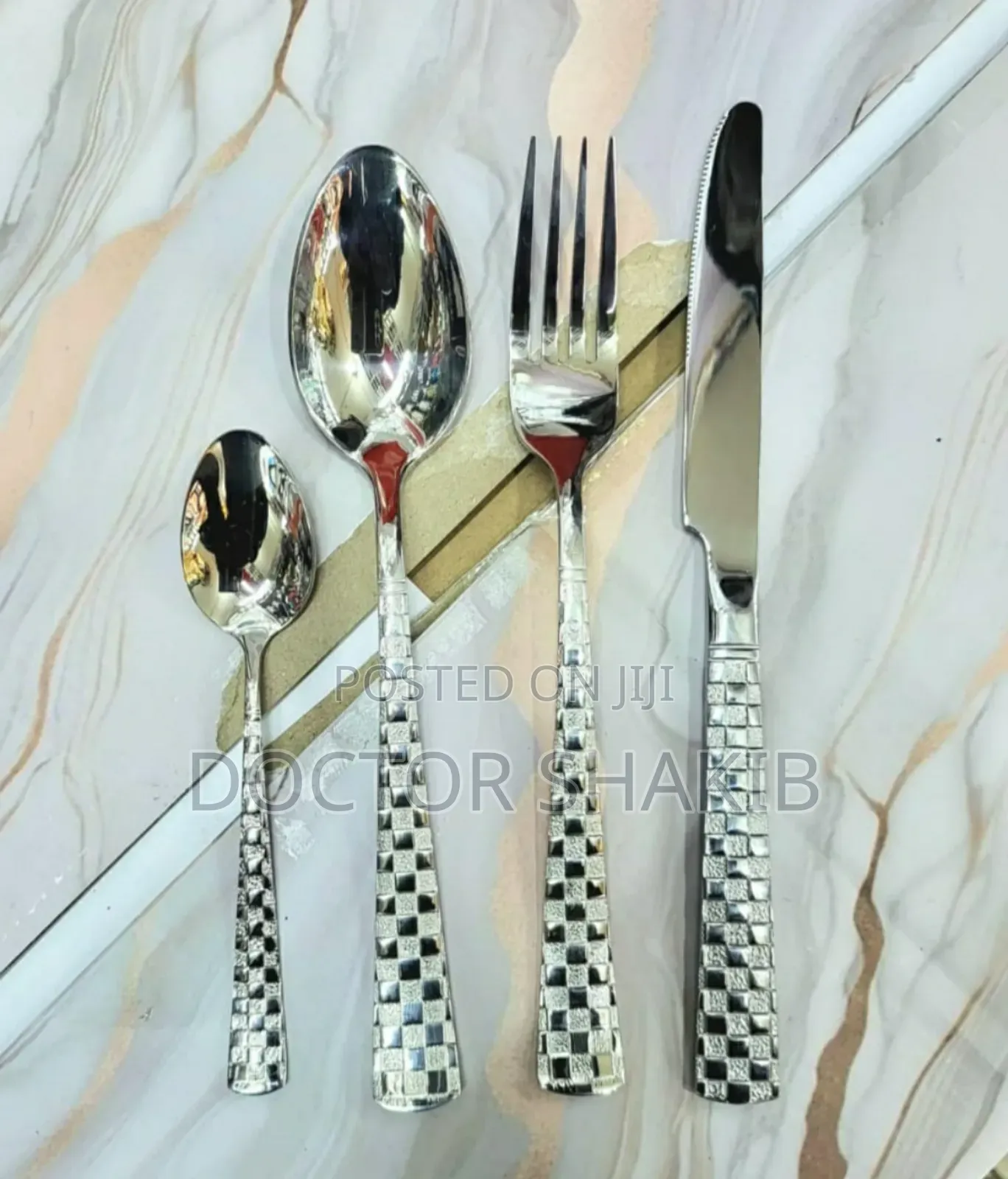 24pcs Flatware Cutlery Set Forks Spoons Bread Knife