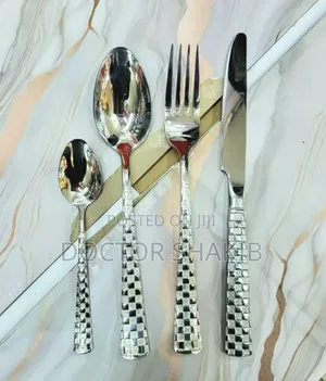 24pcs Flatware Cutlery Set Forks Spoons Bread Knife