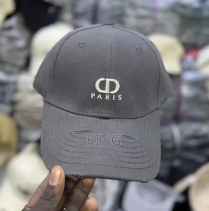 Paris Caps