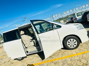 Toyota Noah White Carhire Rental Selfdrive Airport Pick-Up Tours Trave