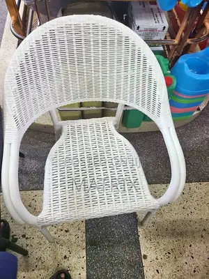 Multi Function Vip Chairs Good for Home and Restaurant