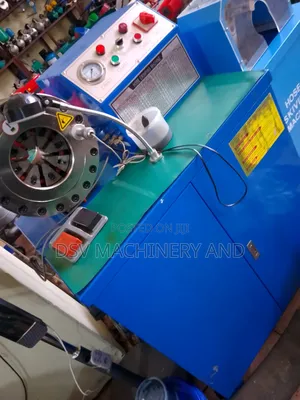 Hose Crimping Machine