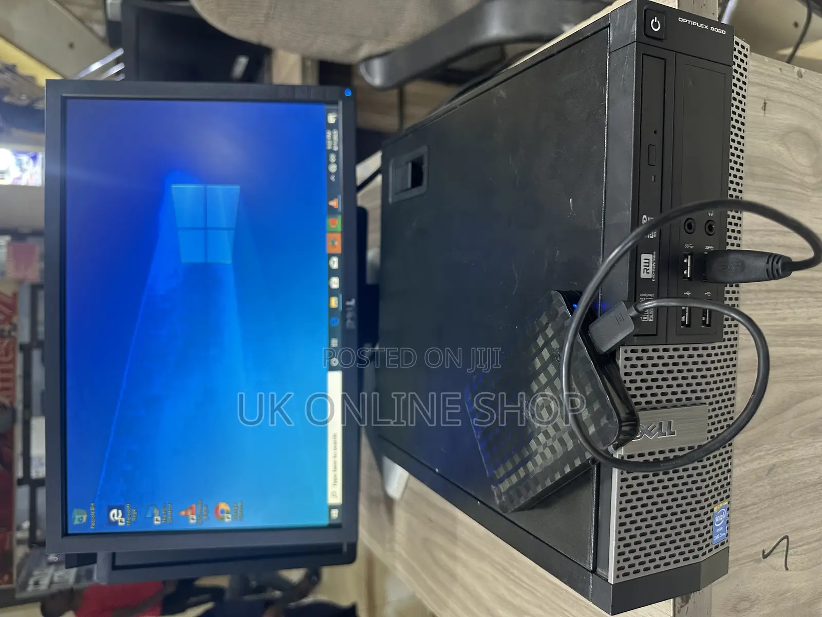 Desktop Computer Dell OptiPlex 7010 4GB Intel Core i5 HDD 500GB