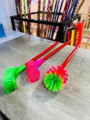 Handled Toilet Brushes Toilet Brushes