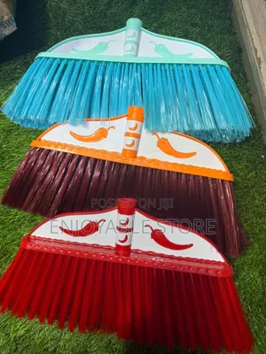 Easy Cleaning Brooms