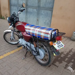 Bajaj Boxer BM100ES 2024 Red