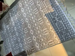Centre Rugs Carpets Each Medium