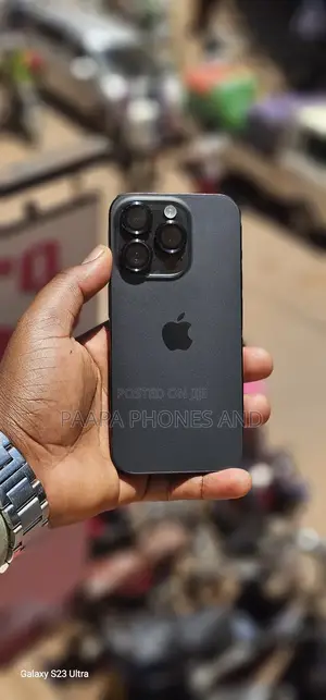 Apple iPhone 15 Pro 256 GB Black