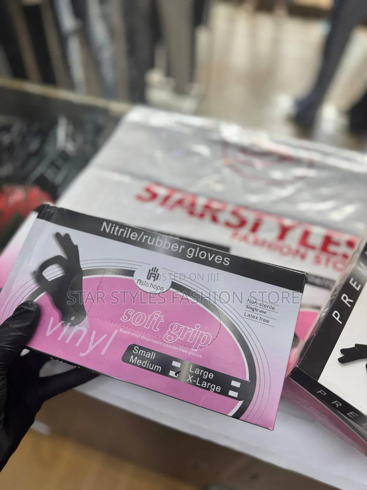Black Nitrile/ Rubber Gloves