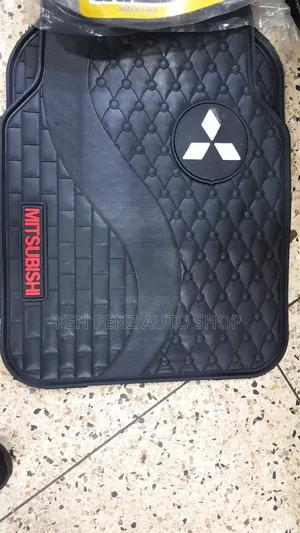 Mitsubishi Outlander and Pajero Floor Mats / Carpets