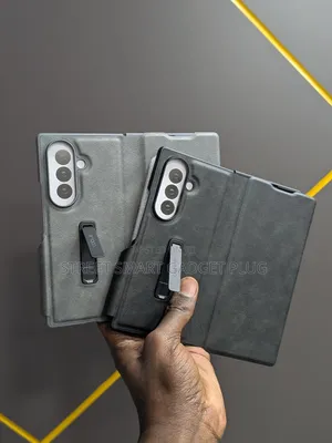 Fold 7 Premium Leather Cases