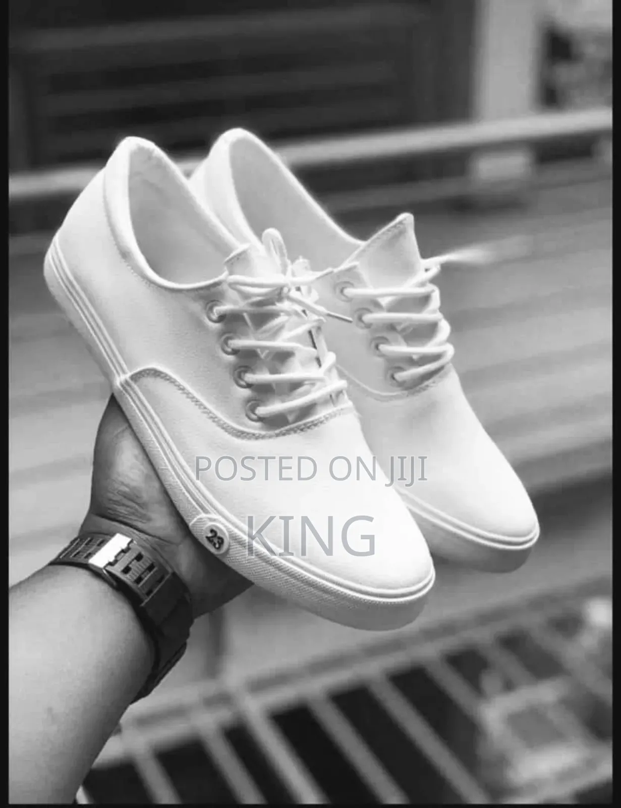 Gracious Ladies Shoes. In White