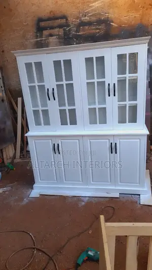 5 Feet Well Finished White Cupboard