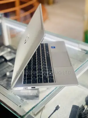Laptop HP ProBook 430 G8 16GB Intel Core I5 SSHD (Hybrid) 512GB