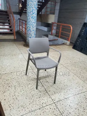 Camp Plastic Chairs Camp Plastic Chairs