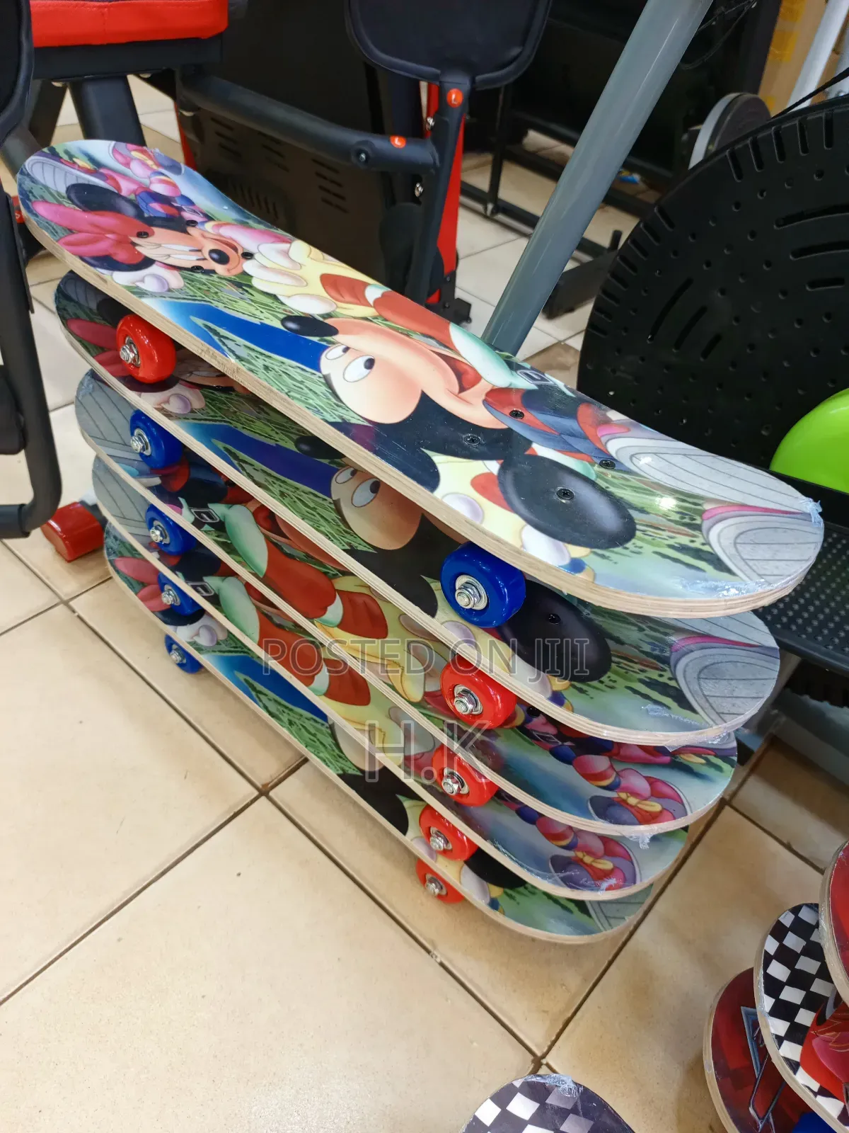 Skateboard.