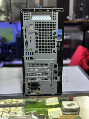 Desktop Computer Dell Optiplex 7090 8GB Intel Core i7 SSD 512GB