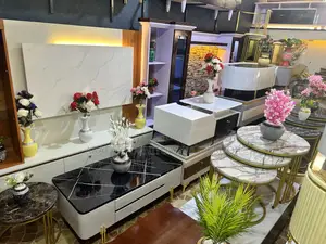 Modern Center Table Decor