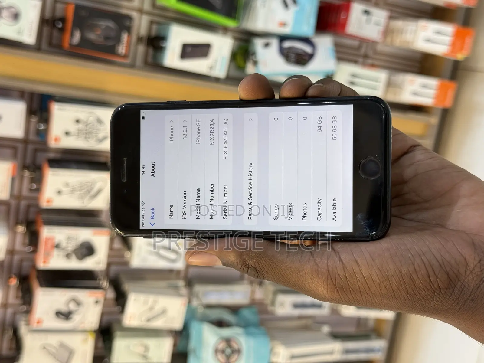 Apple iPhone SE (2020) 64 GB Black