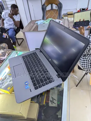 Laptop HP EliteBook 840 G2 8GB Intel Core i5 HDD 500GB