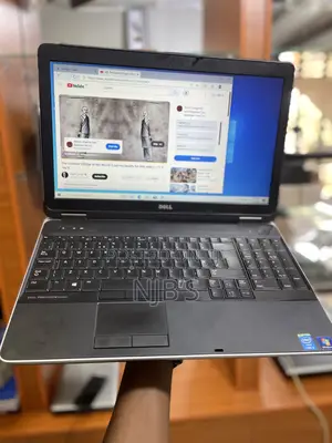 Laptop Dell Precision M2800 16GB Intel Core I5 SSD 256GB