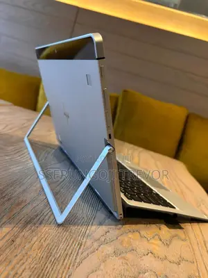 New Laptop HP Chromebook X2 8GB Intel Core I5 SSHD (Hybrid) 256GB