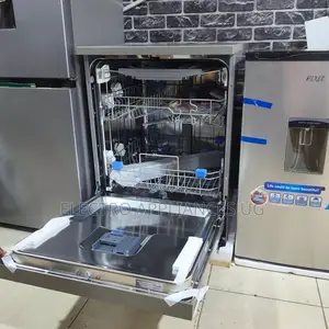 Hisense 15 Place Freestanding Dishwasher (Model Hs623e90x).